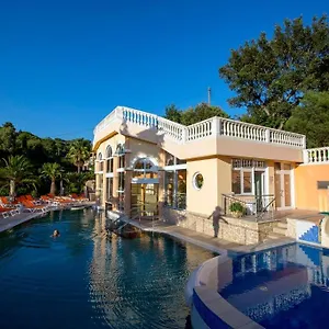 3* Apartahotel Les Tourelles